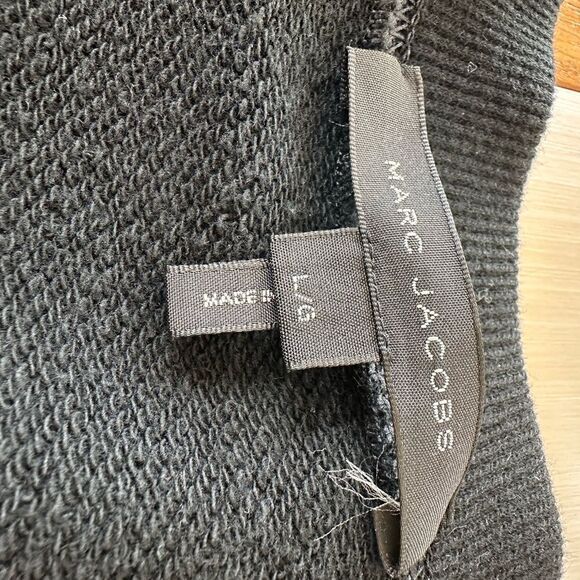 Marc Jacobs black and white paw print pullover sweatshirt. Size large - Picture 3 of 7